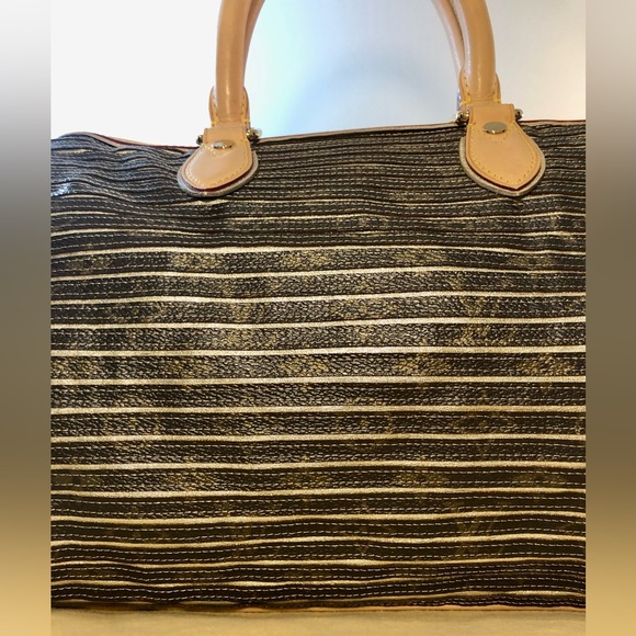 Louis Vuitton Limited Edition Speedy 30 Argent - Rare Find - Picture 3 of 16